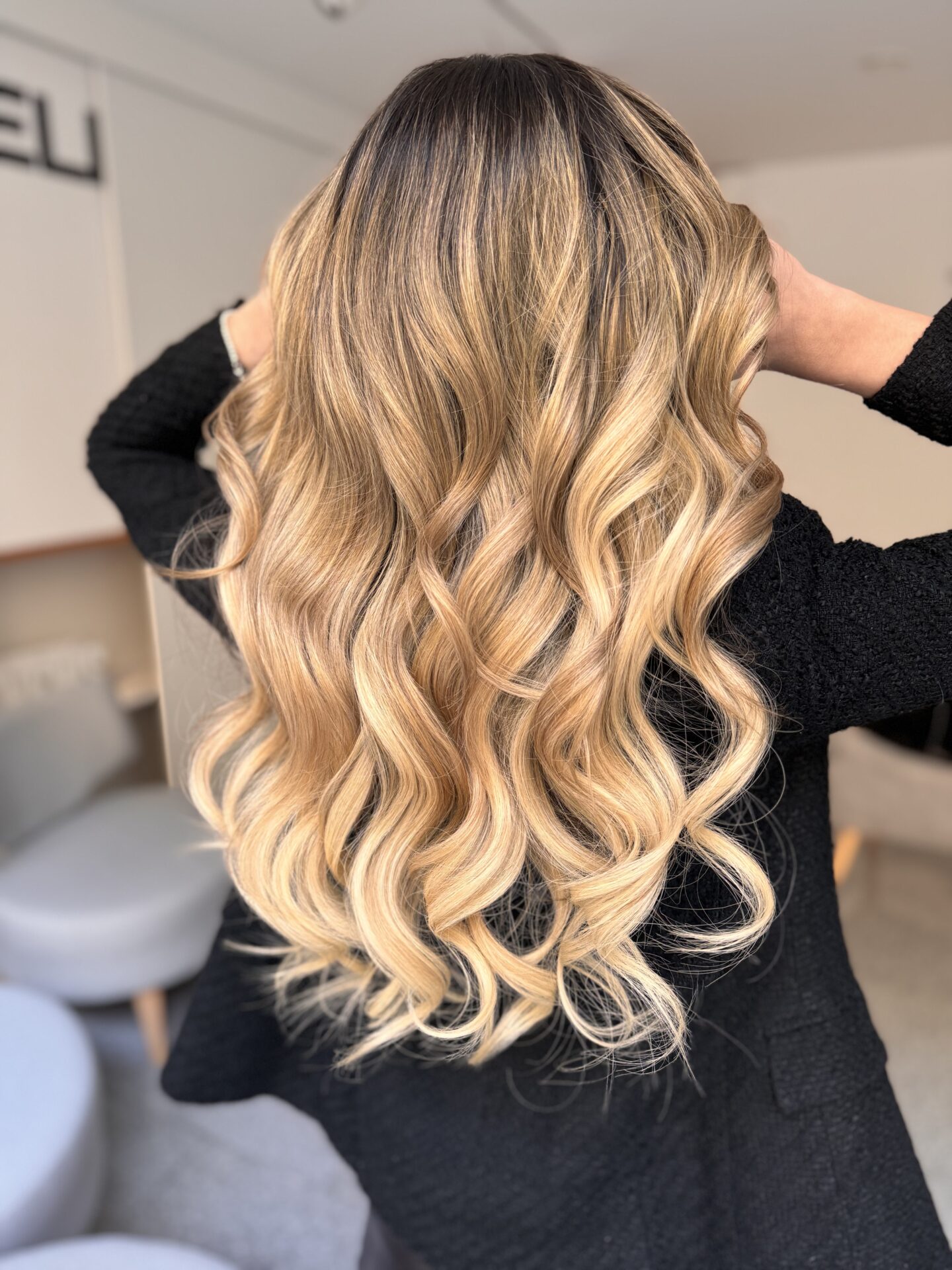 Zesvětlení vlasů Brno – blond a balayage efekt zesvětlení vlasů Brno blond efekt balayage přirozené zesvětlení kadeřnictví
